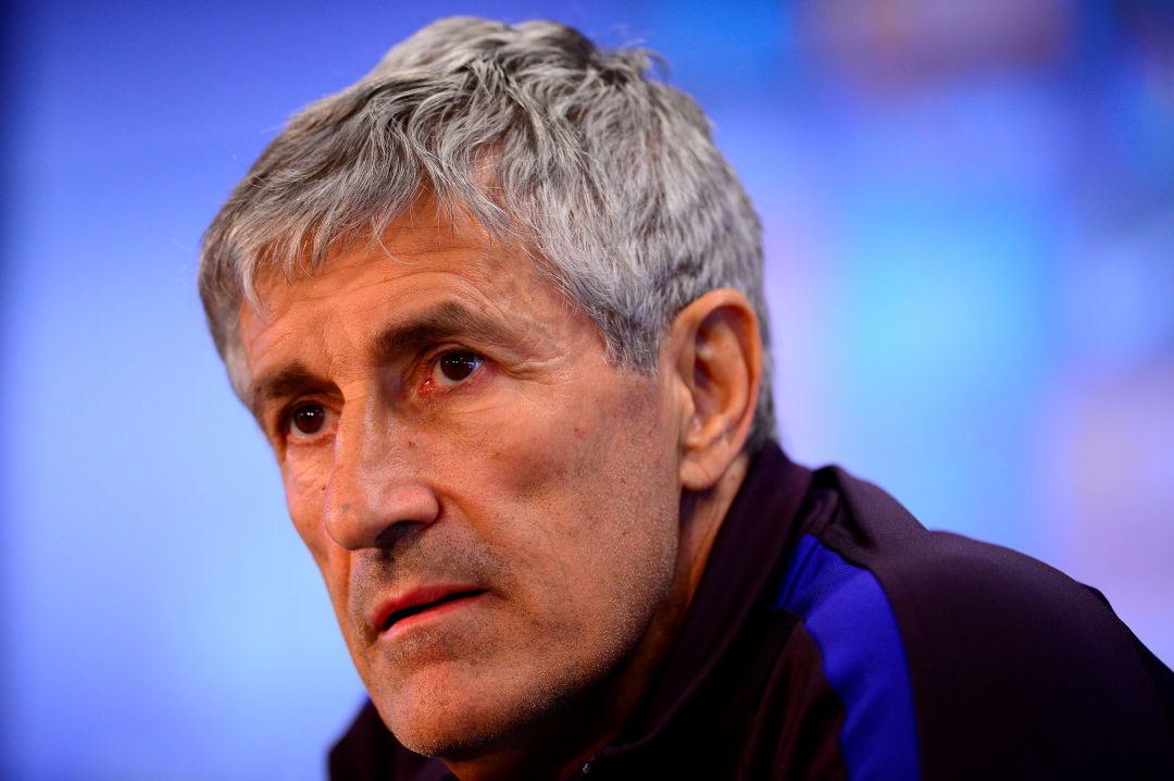 Quique Setién, entrenador del Barcelona, en la sala de prensa Quique Setién, entrenador del Barcelona, en la sala de prensa