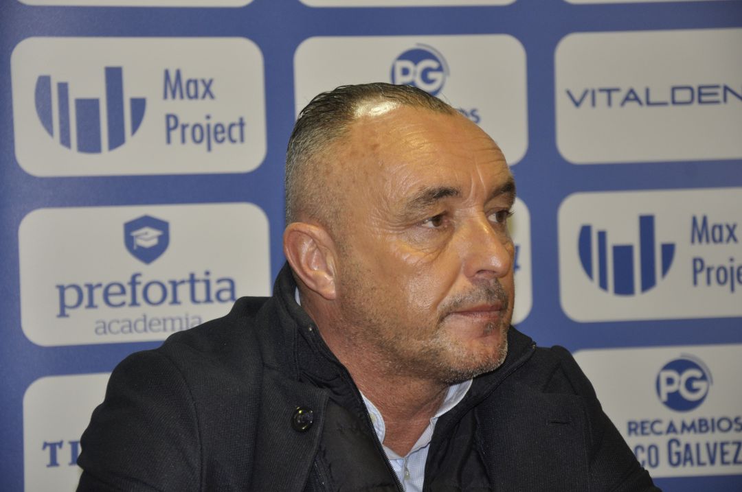 Josu Uribe, técnico del Xerez DFC Josu Uribe, técnico del Xerez DFC