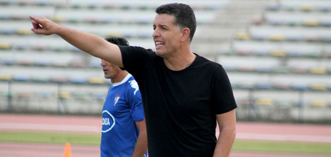 Sandroni dirige al sorprendente Yeclano Deportivo Sandroni dirige al sorprendente Yeclano Deportivo