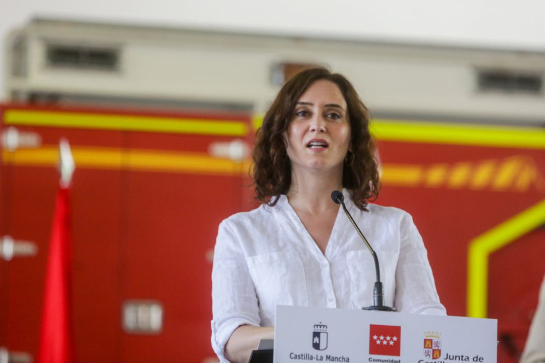 La presidenta de la Comunidad, Isabel Díaz Ayuso, interviene en una rueda de prensa este viernes. La presidenta de la Comunidad, Isabel Díaz Ayuso, interviene en una rueda de prensa este viernes.