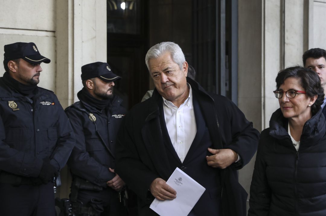 El ex consejero Francisco Vallejo, a la salida del juicio del caso ERE en la Audiciencia Provincial a 19 de noviembre del 2019 El ex consejero Francisco Vallejo, a la salida del juicio del caso ERE en la Audiciencia Provincial a 19 de noviembre del 2019