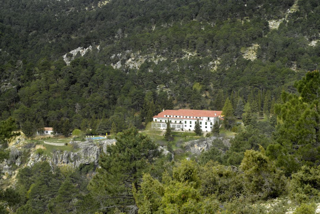 El Parador "El Adelantado de Cazorla" tiene un emplazamiento envidiable en el paraje de Navahondona El Parador "El Adelantado de Cazorla" tiene un emplazamiento envidiable en el paraje de Navahondona