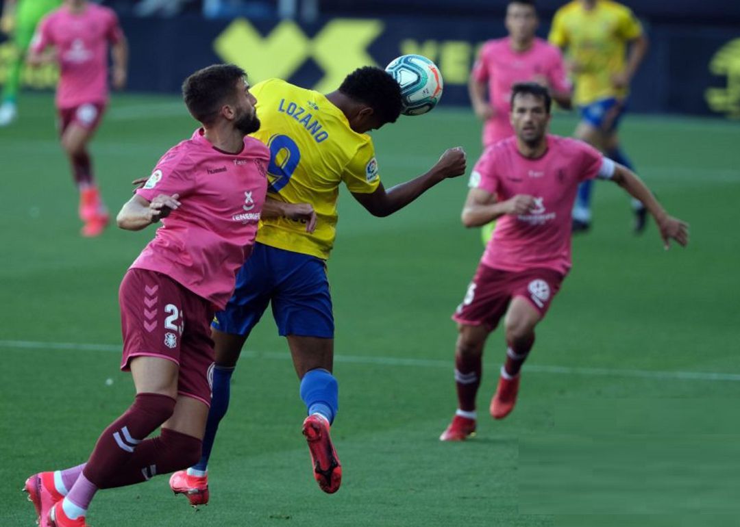 Un lance del partido. Un lance del partido.