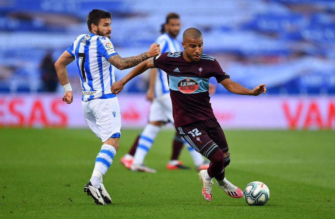 Rafinha se va de Portu en el partido del Reale Arena Rafinha se va de Portu en el partido del Reale Arena
