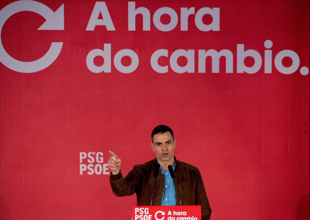 El presidente del Gobierno y líder del PSOE, Pedro Sánchez, participa en el mitin del candidato socialista a la presidencia de la Xunta, Gonzalo Caballero, celebrado este sábado en el Jardín del Posío de Ourense El presidente del Gobierno y líder del PSOE, Pedro Sánchez, participa en el mitin del candidato socialista a la presidencia de la Xunta, Gonzalo Caballero, celebrado este sábado en el Jardín del Posío de Ourense