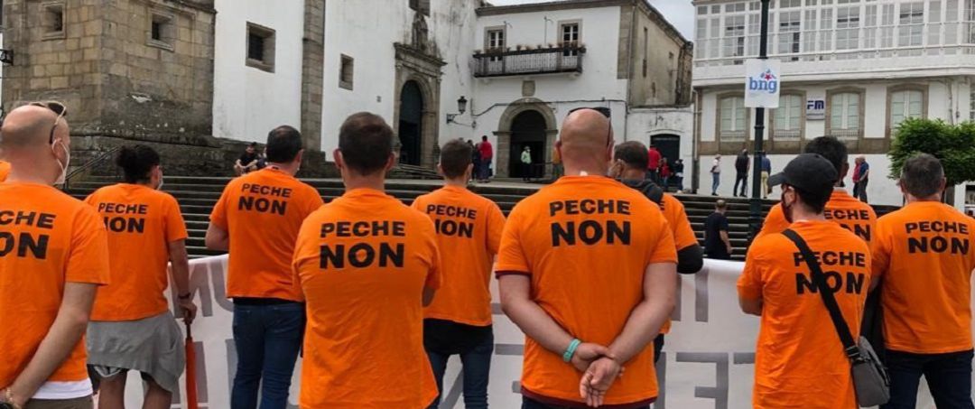 Trabajadores de Alu Ibérica en Betanzos Trabajadores de Alu Ibérica en Betanzos
