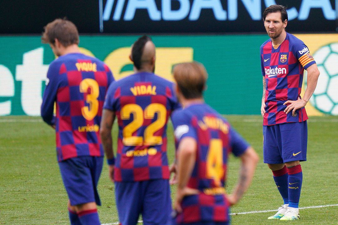 Los jugadores del Barça, durante el partido en Balaídos. Los jugadores del Barça, durante el partido en Balaídos.
