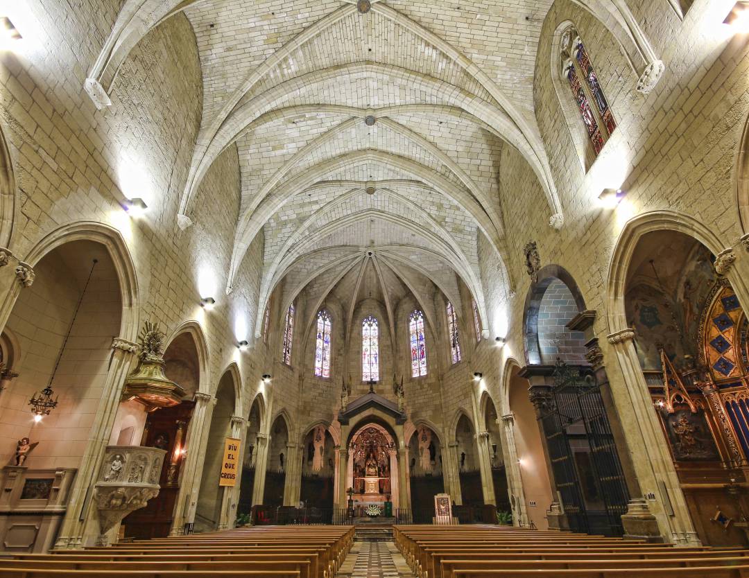 Nau Central de l'Esglèsia de la Prioral de Sant Pere de Reus Nau Central de l'Esglèsia de la Prioral de Sant Pere de Reus