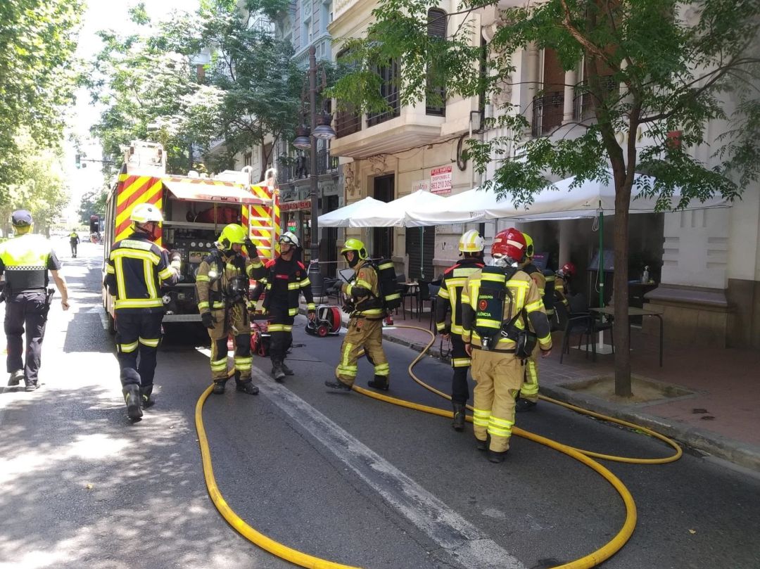 Incendio en restaurante Avenida Marqués del Turia Incendio en restaurante Avenida Marqués del Turia