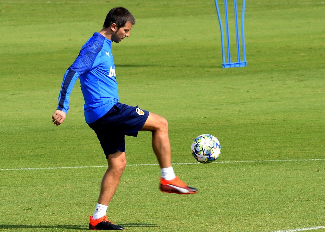 Albert Celades, entrenador del Valencia CF. Albert Celades, entrenador del Valencia CF.