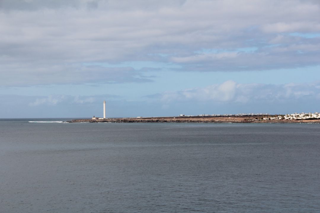 Zona del faro de Pechiguera, en Playa Blanca. Zona del faro de Pechiguera, en Playa Blanca.
