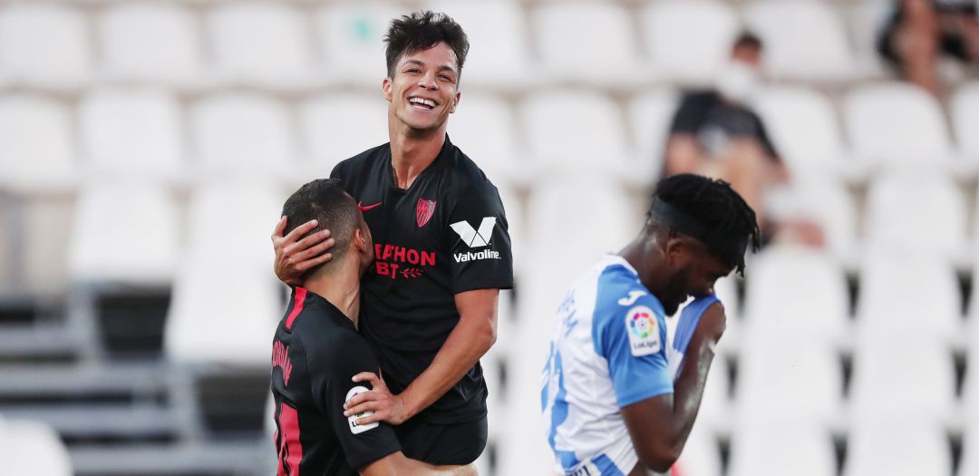 Óliver Torres celebra uno de sus goles en Butarque Óliver Torres celebra uno de sus goles en Butarque