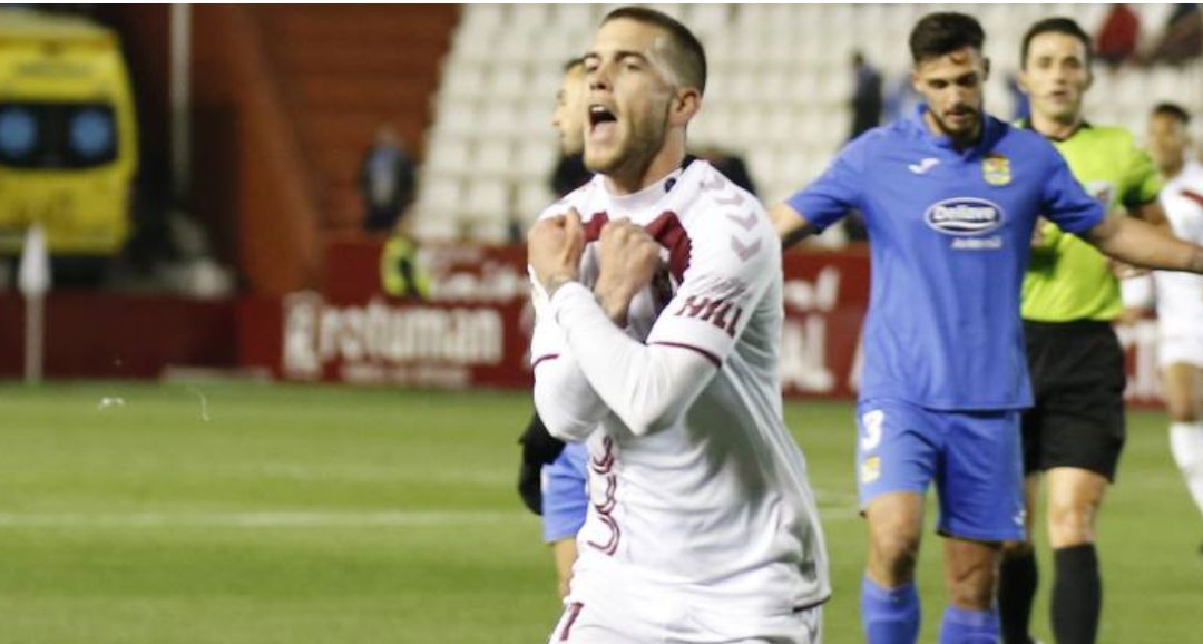 Álvaro Jiménez celebra un gol del Albacete Álvaro Jiménez celebra un gol del Albacete