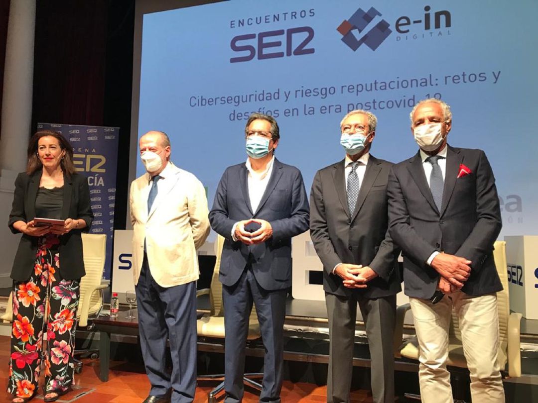 Elena Carazo, Fernando Rodríguez Villalobos, Antonio Pulido,Rogelio Velasco y Francisco Romacho, en la inauguración de las Jornadas Elena Carazo, Fernando Rodríguez Villalobos, Antonio Pulido,Rogelio Velasco y Francisco Romacho, en la inauguración de las Jornadas