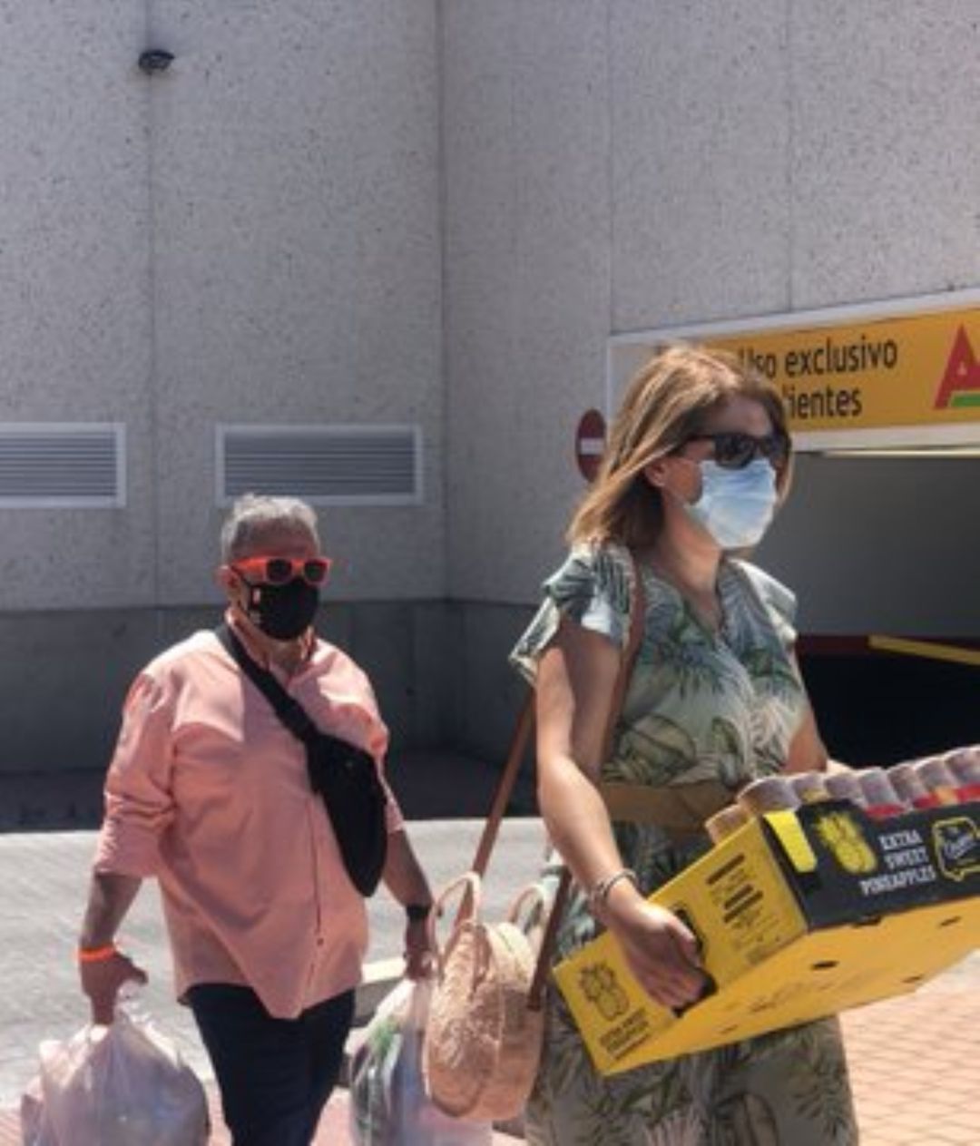 El portavoz de Cs Móstoles, José Antonio Luelmo, durante la recogida de alimentos del pasado fin de semana El portavoz de Cs Móstoles, José Antonio Luelmo, durante la recogida de alimentos del pasado fin de semana
