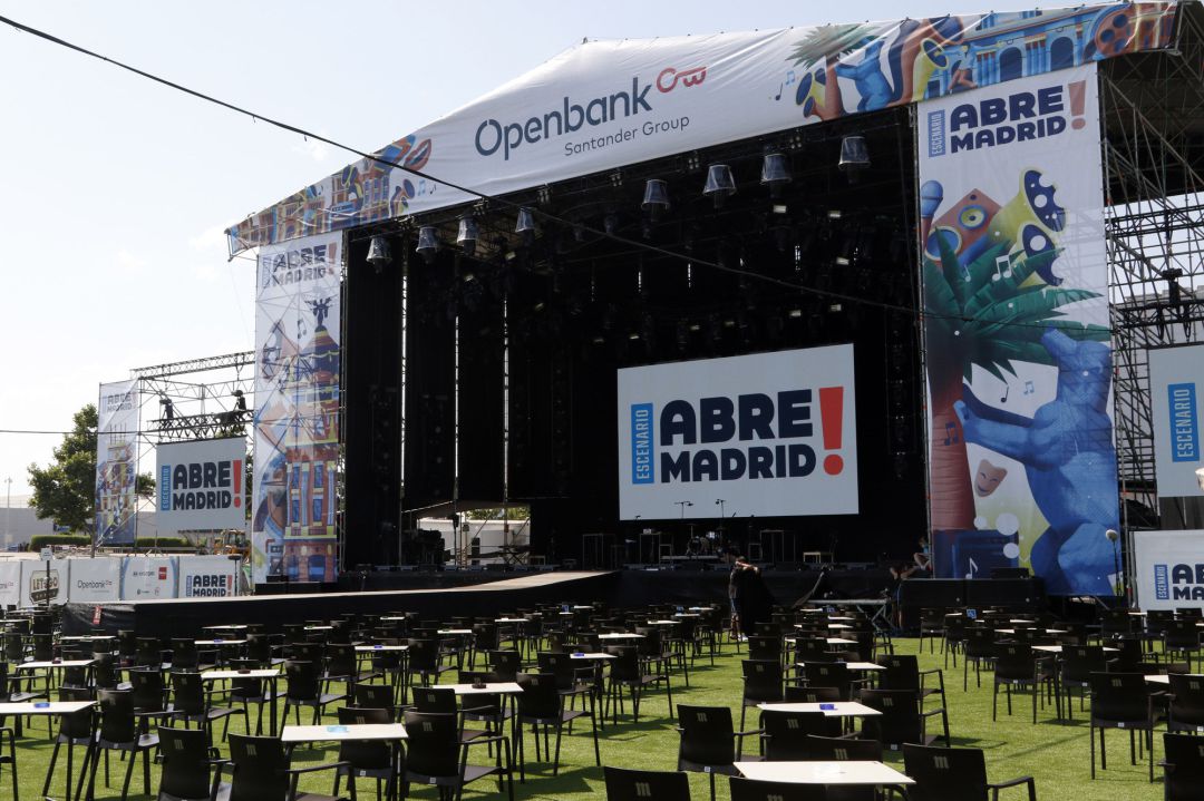 "Abre Madrid!" es un espacio al aire libre ubicado en Ifema con una amplia programación de propuestas artísticas. "Abre Madrid!" es un espacio al aire libre ubicado en Ifema con una amplia programación de propuestas artísticas.