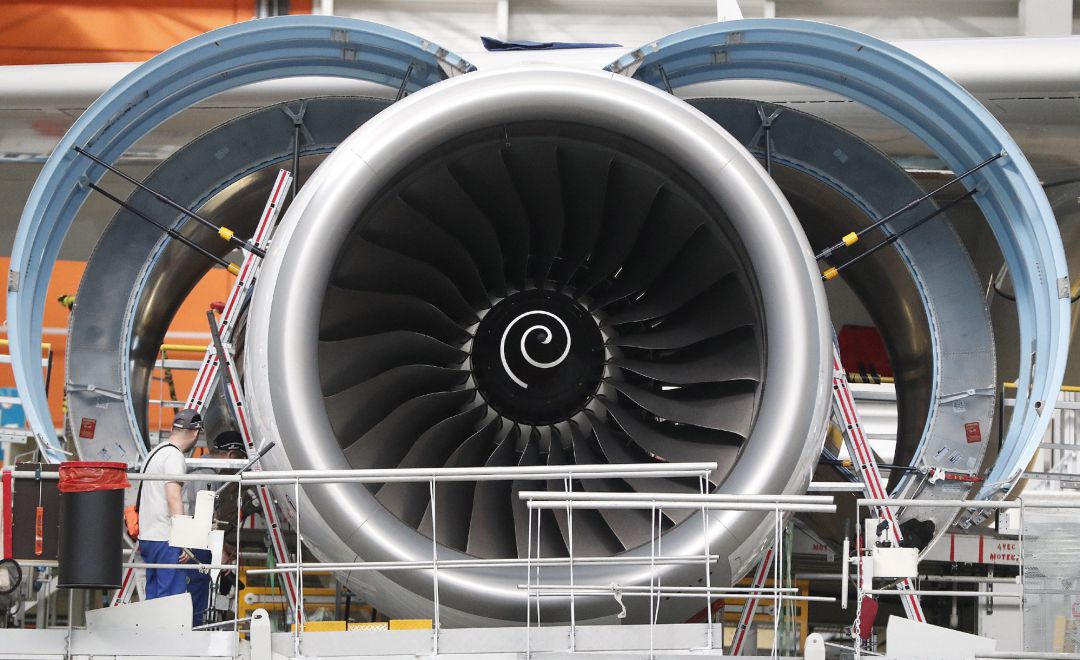 Blaganc (France).- (FILE) - A turbine seen at the A380 assembly line at the Airbus factory, in Blagnac, southern France, 06 March 2018 (reissued 01 July 2020). Airbus has anounced a major job cut, with about 15,000 jobs to be axed. (Francia)
Blaganc (France).- (FILE) - A turbine seen at the A380 assembly line at the Airbus factory, in Blagnac, southern France, 06 March 2018 (reissued 01 July 2020). Airbus has anounced a major job cut, with about 15,000 jobs to be axed. (Francia)