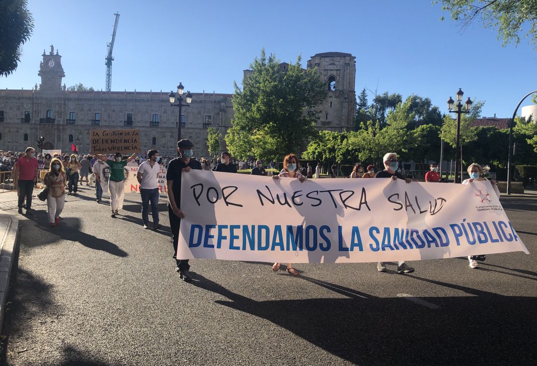La manifestación arrancó en la Plaza de San Marcos La manifestación arrancó en la Plaza de San Marcos