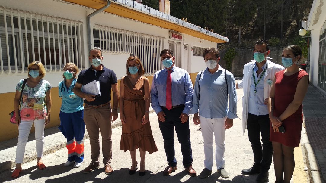 La delegada de salud y familias, Trinidad Rus anuncia nuevo equipo de urgencias en Cazorla La delegada de salud y familias, Trinidad Rus anuncia nuevo equipo de urgencias en Cazorla