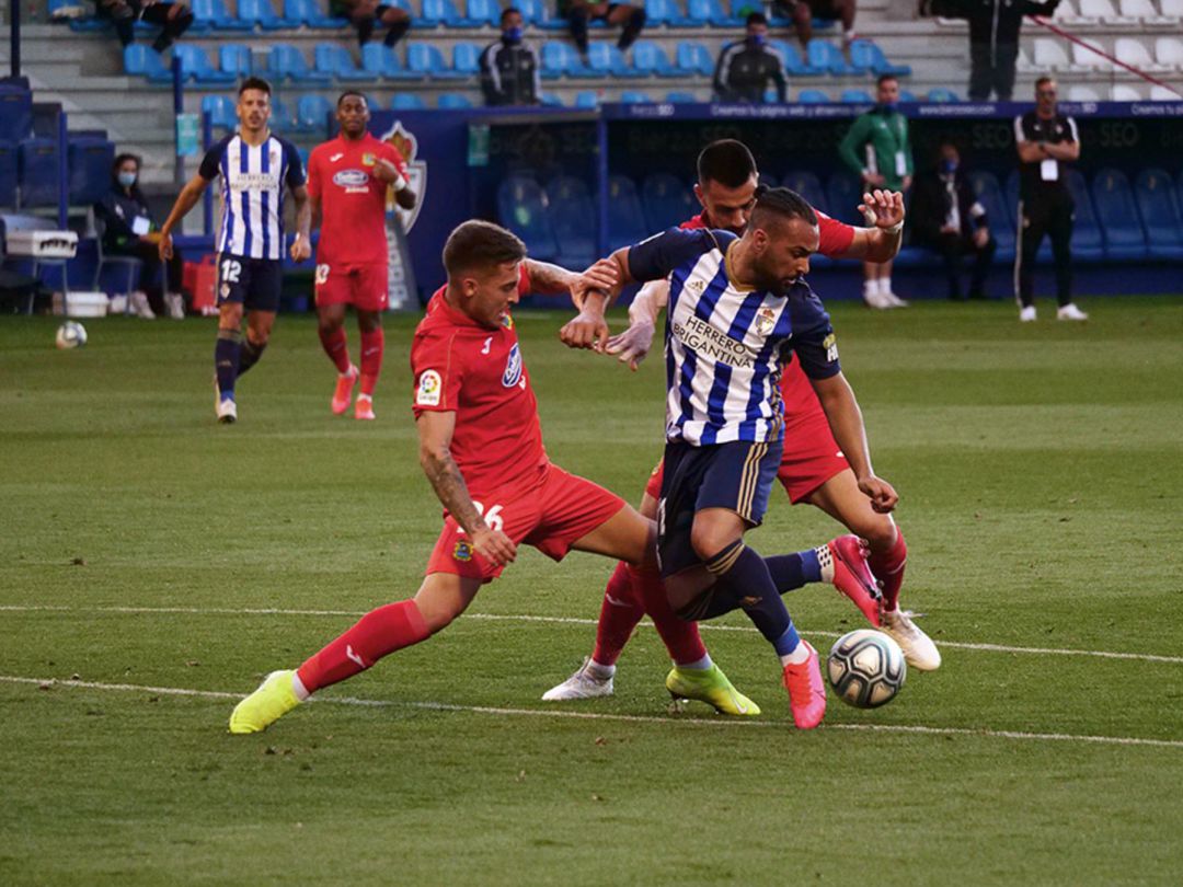 El conjunto berciano sumó sju segunda derrota de la temporada, las mismas que lleva ahora sin puntuar. El conjunto berciano sumó sju segunda derrota de la temporada, las mismas que lleva ahora sin puntuar.