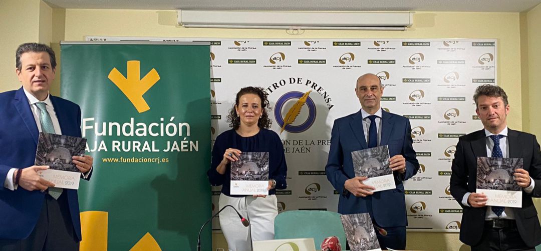 Presentación del balance de actuaciones realizadas por la Fundación durante el último año. Presentación del balance de actuaciones realizadas por la Fundación durante el último año.