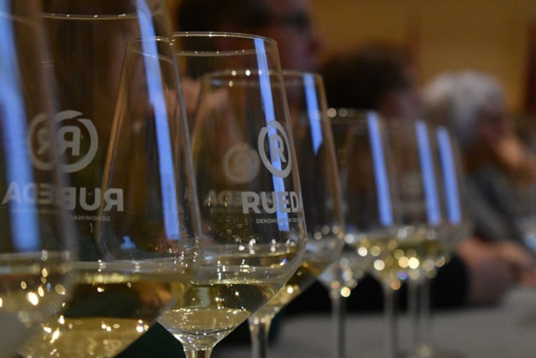 Los vinos de Rueda siguen recogiendo premios nacionales e internacionales Los vinos de Rueda siguen recogiendo premios nacionales e internacionales