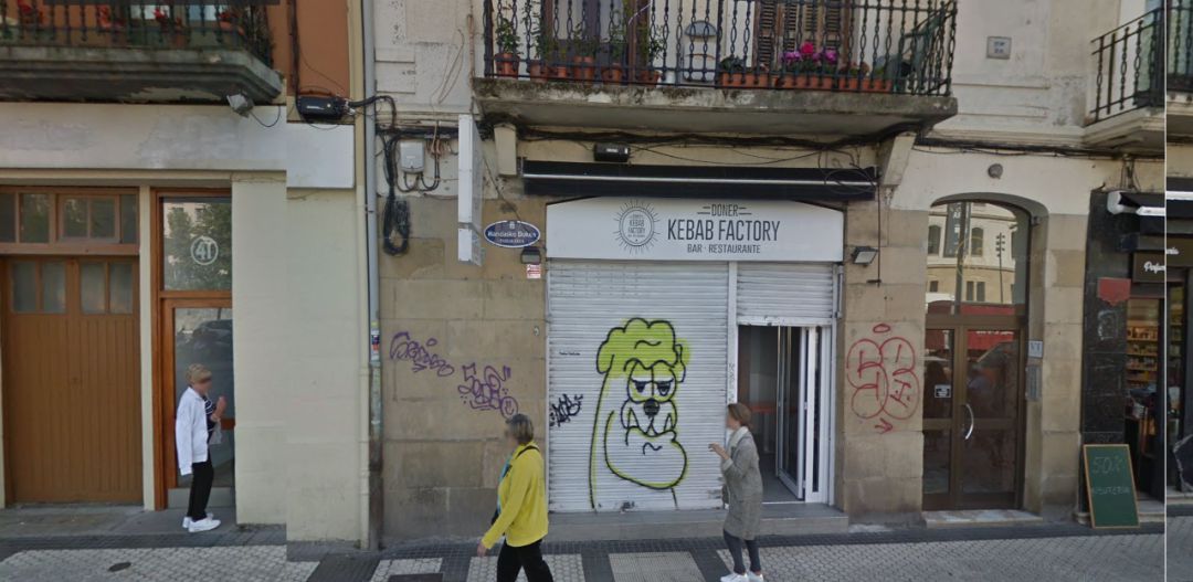 Kebab clausurado en el barrio de Egia en San Sebastián. Kebab clausurado en el barrio de Egia en San Sebastián.