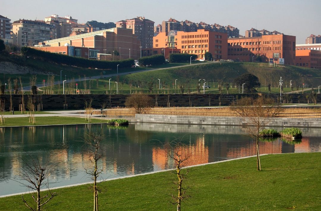 Universidad de Cantabria Universidad de Cantabria