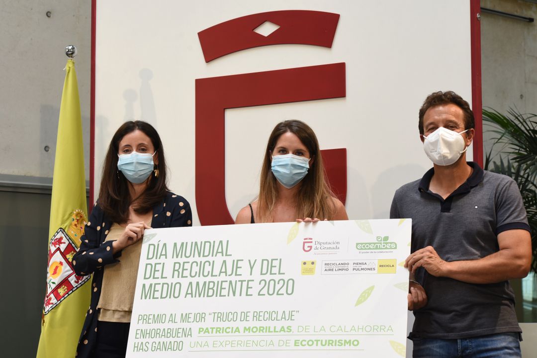 Patricia Morillas, oyente de Radio Guadix Cadena SER, ganadora del premio de Ecoembes. Patricia Morillas, oyente de Radio Guadix Cadena SER, ganadora del premio de Ecoembes.