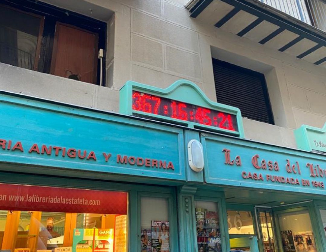 Los relojes de la Estafeta redirigen su cuenta atrás al 6 de julio de 2021 Los relojes de la Estafeta redirigen su cuenta atrás al 6 de julio de 2021