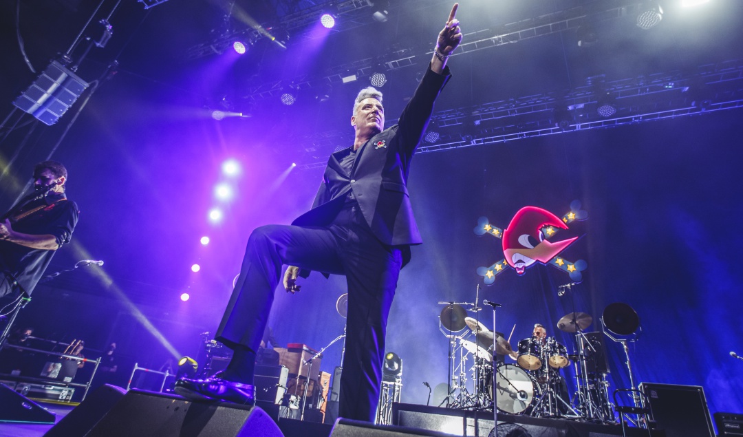 El cantante español Loquillo durante el primer gran concierto tras el Estado de Alarma en el Wizink Center de Madrid El cantante español Loquillo durante el primer gran concierto tras el Estado de Alarma en el Wizink Center de Madrid