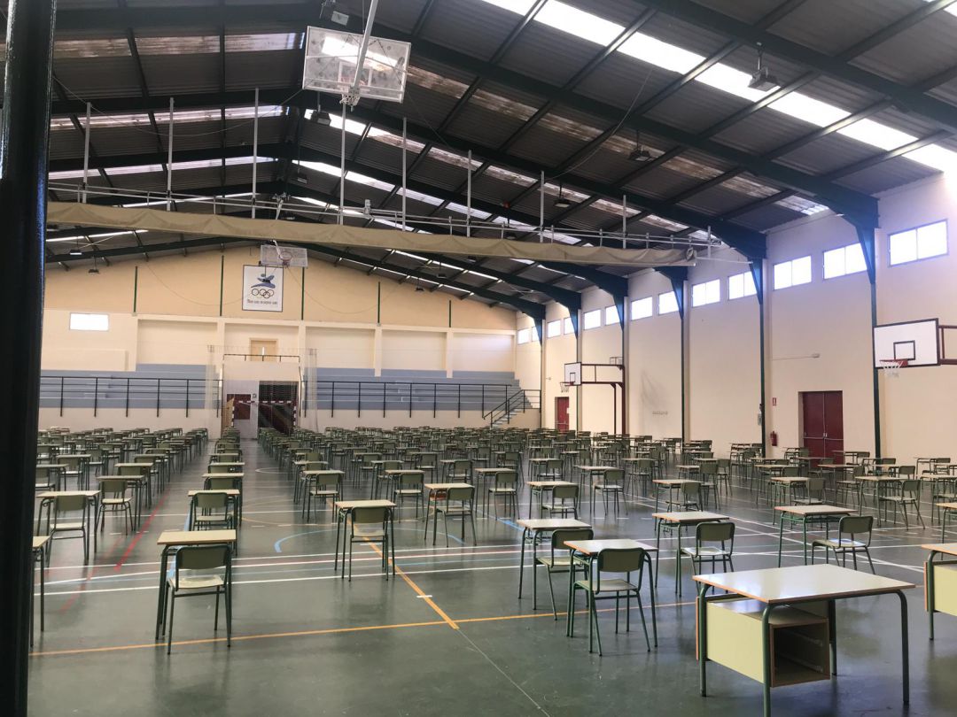 Polideportivo de SAFA Úbeda donde se examinarán esudiantes de Selectividad Polideportivo de SAFA Úbeda donde se examinarán esudiantes de Selectividad