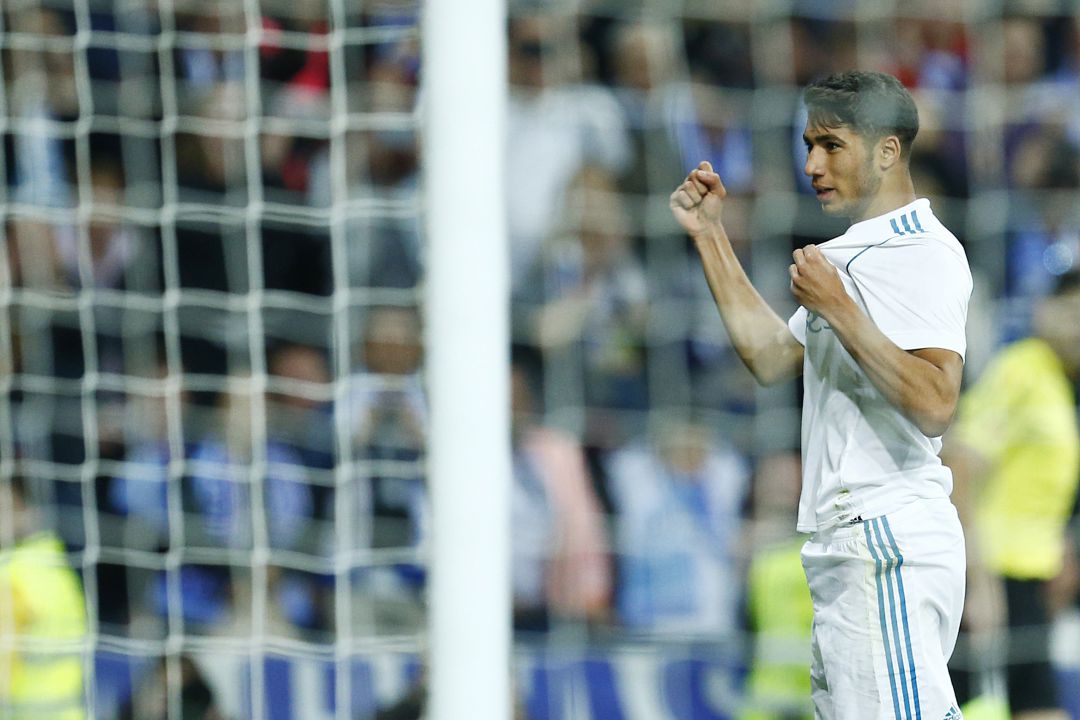 Achraf celebra un gol cuando vestía la camiseta del Real Madrid Achraf celebra un gol cuando vestía la camiseta del Real Madrid