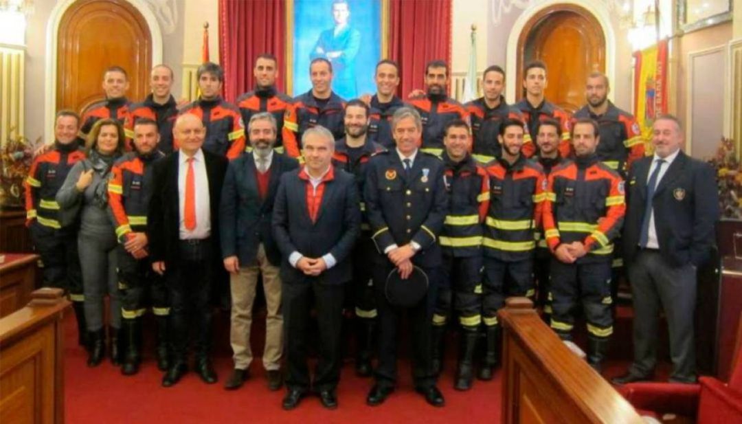 Imagen de archivo en el que 17 bomberos funcionarios e interinos toman posesión en el Ayuntamiento de Badajoz Imagen de archivo en el que 17 bomberos funcionarios e interinos toman posesión en el Ayuntamiento de Badajoz