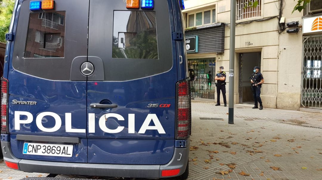 Furgón de la Policía Nacional Furgón de la Policía Nacional