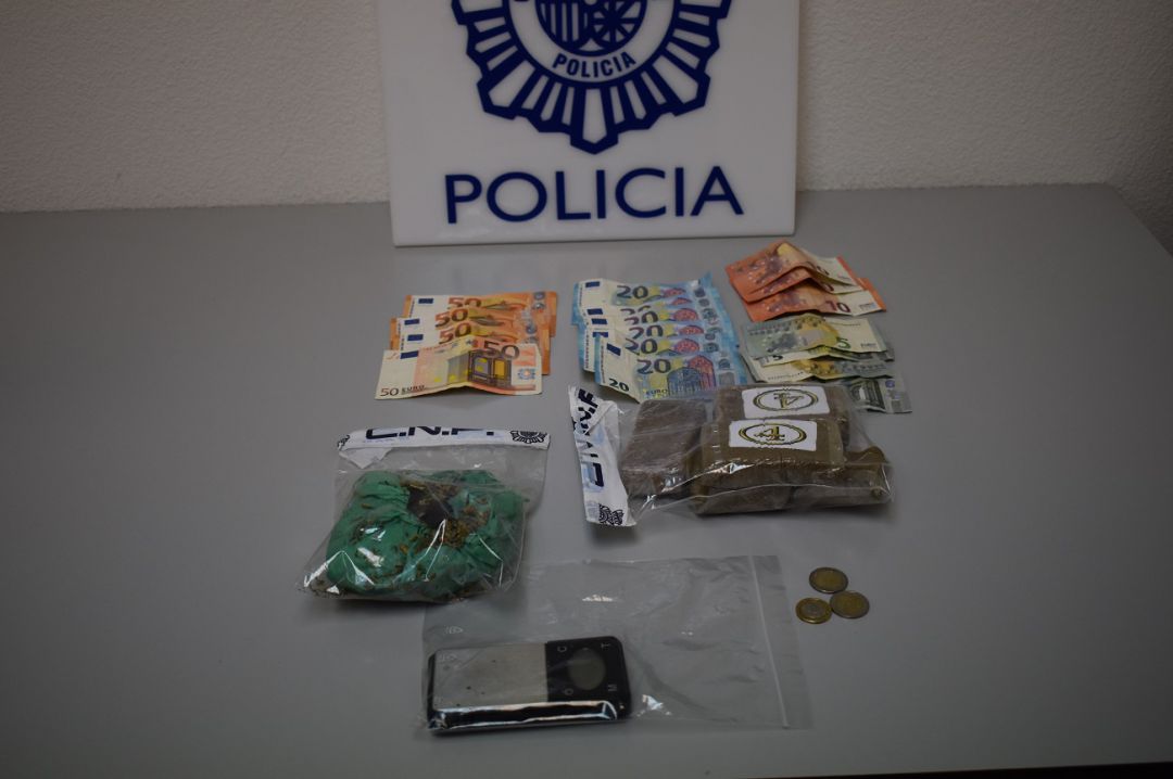 Alijo incautado por la Policía Nacional de Ávila Alijo incautado por la Policía Nacional de Ávila