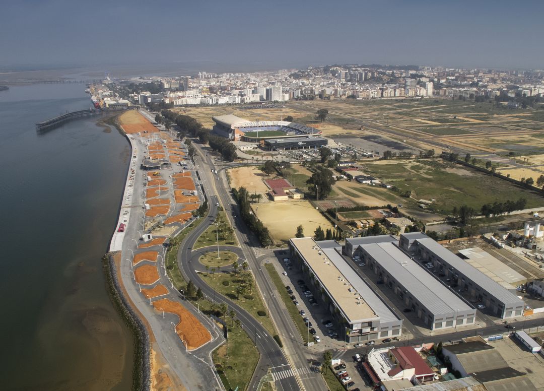 Vista área del Puerto de Huelva. Vista área del Puerto de Huelva.
