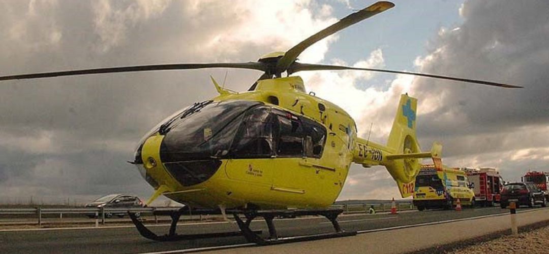 Helicóptero de Emergencias Sanitarias. Helicóptero de Emergencias Sanitarias.