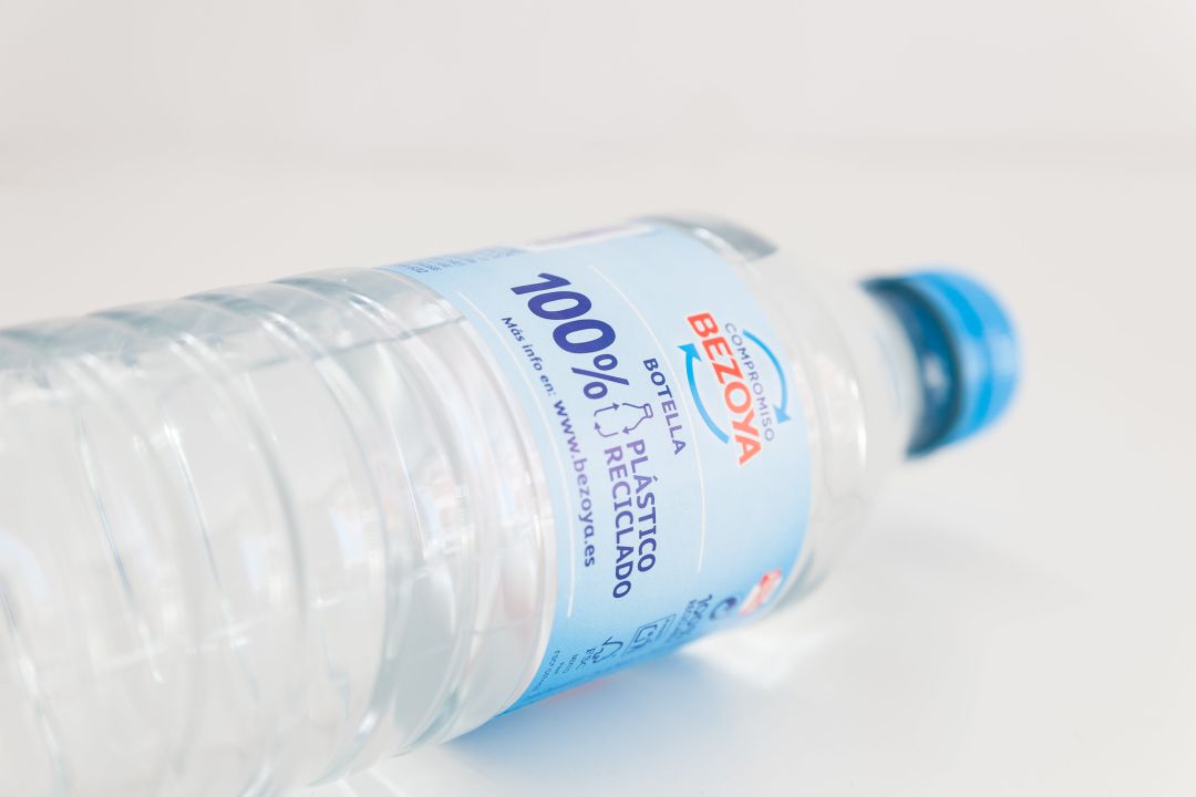 Bezoya presenta sus nuevos envases realizados con plástico reciclado Bezoya presenta sus nuevos envases realizados con plástico reciclado