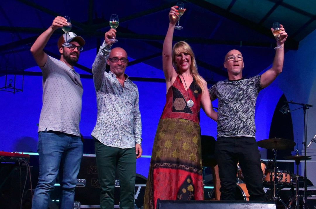 Músicos brindado en el Montijazz 2019 Músicos brindado en el Montijazz 2019