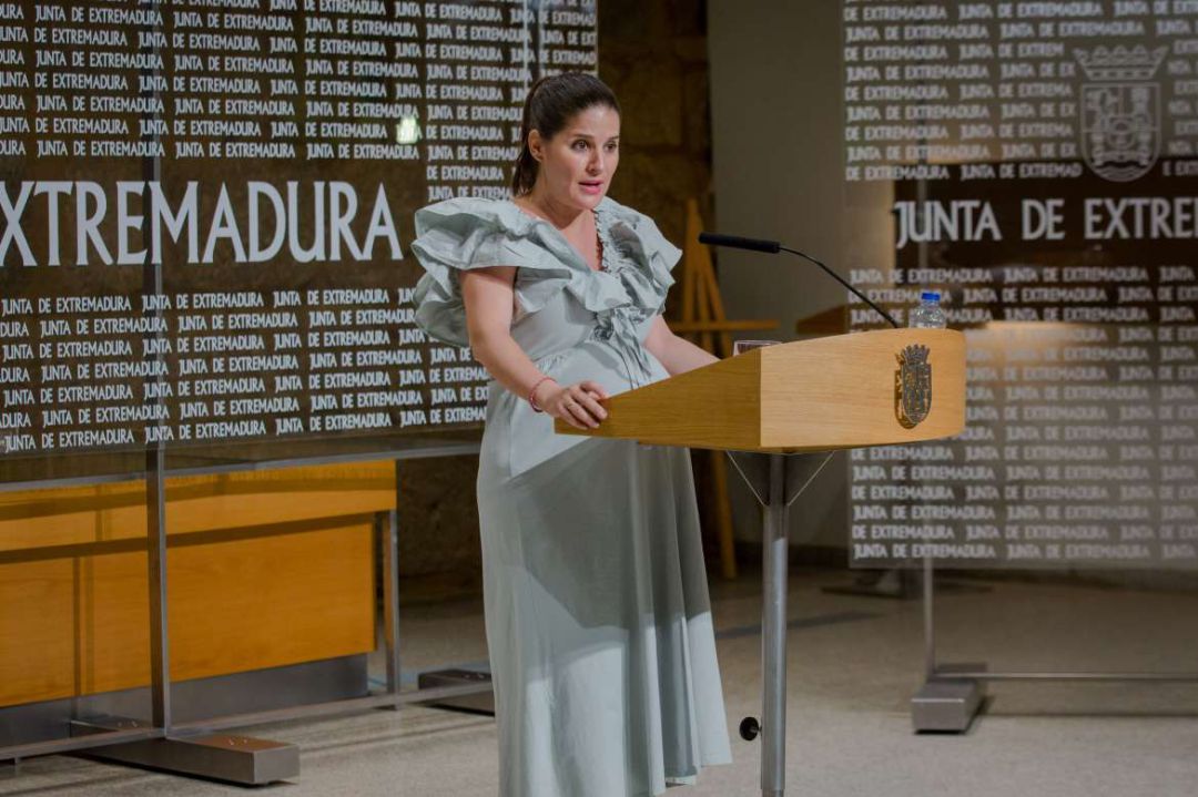 La consejera portavoz, Isabel Gil Rosiña La consejera portavoz, Isabel Gil Rosiña
