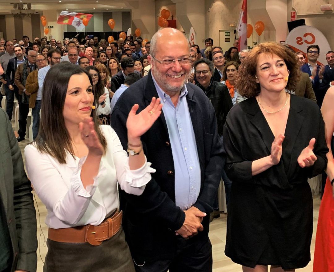 Soraya Mayo, Francisco Igea, Soraya Rodríguez y Aurora Nacarino en un acto de campaña en Valladolid Soraya Mayo, Francisco Igea, Soraya Rodríguez y Aurora Nacarino en un acto de campaña en Valladolid