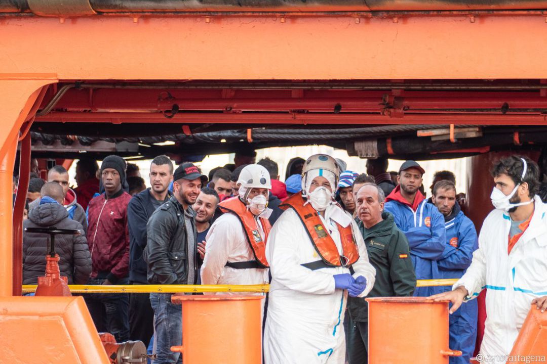 Nueve de los 70 inmigrantes llegados a la Región se fugan del Puerto de Cartagena Nueve de los 70 inmigrantes llegados a la Región se fugan del Puerto de Cartagena