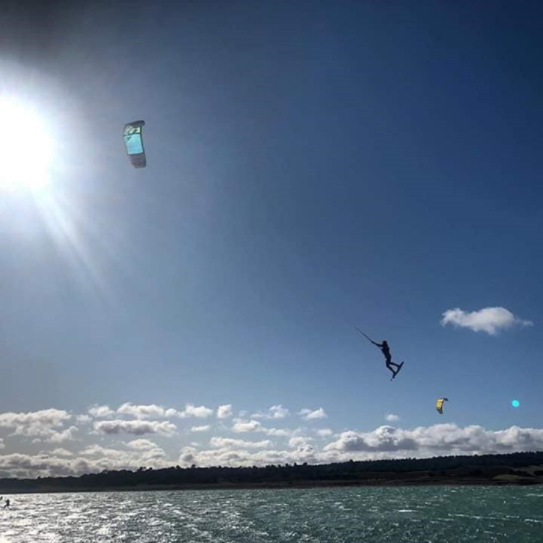 Archvo: pruebas de Kitesurf Centro Archvo: pruebas de Kitesurf Centro