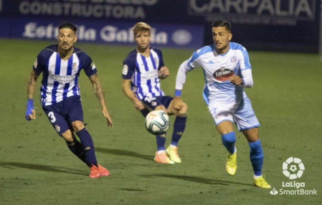 La Deportiva se acerca a posiciones peligrosas tras perder una jornada más, los bercianos que llevaron el peso del encuentro no encontraron el camino a la victoria. La Deportiva se acerca a posiciones peligrosas tras perder una jornada más, los bercianos que llevaron el peso del encuentro no encontraron el camino a la victoria.