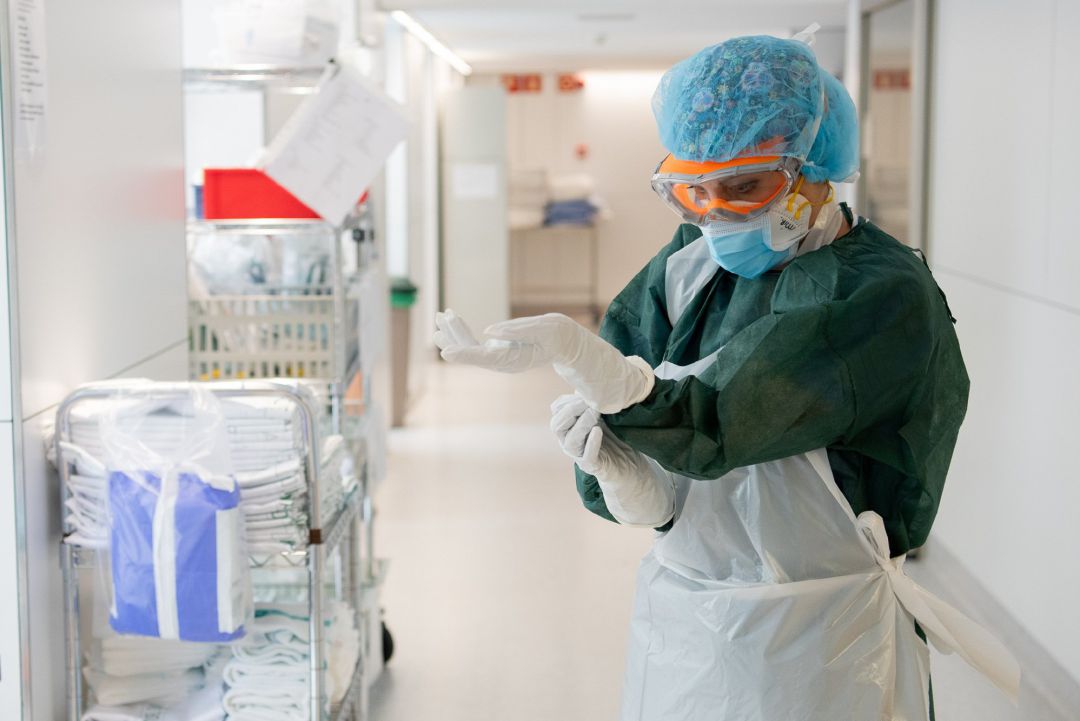 l Tribunal Superior de Justicia del País Vasco ha sentenciado que Osakidetza vulneró "el derecho fundamental a la vida e integridad física" de trabajadores de los hospitales vizcaínos de Santa Marina y Górliz y de la red de salud mental de Álava, en los que no realizó una evaluación concreta del riesgo que asumían en su puesto durante la crisis del COVID-19 l Tribunal Superior de Justicia del País Vasco ha sentenciado que Osakidetza vulneró "el derecho fundamental a la vida e integridad física" de trabajadores de los hospitales vizcaínos de Santa Marina y Górliz y de la red de salud mental de Álava, en los que no realizó una evaluación concreta del riesgo que asumían en su puesto durante la crisis del COVID-19