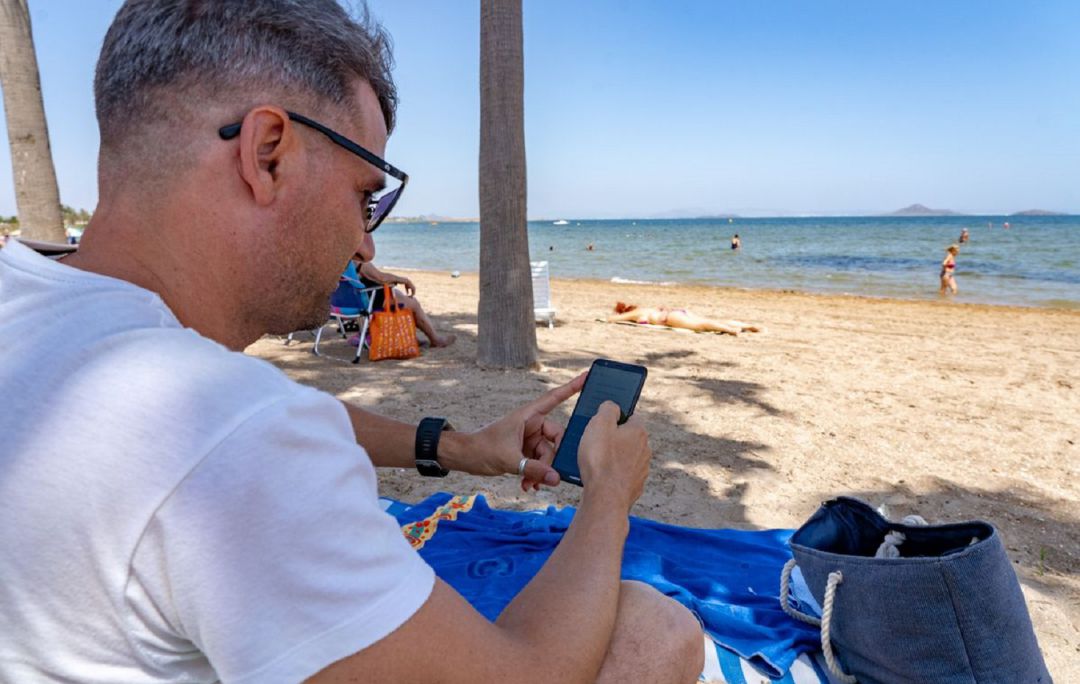 Las playas del Mar Menor contarán con wifi gratuito. Las playas del Mar Menor contarán con wifi gratuito.