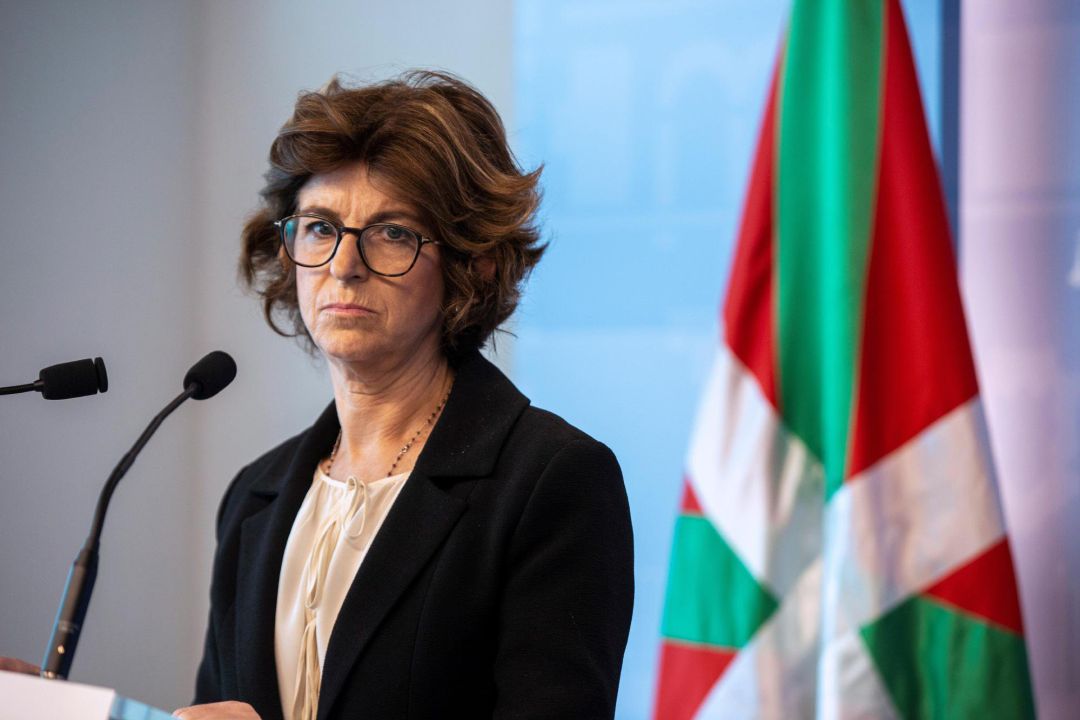 La consejera de Salud, Nekane Murga, analiza en rueda de prensa la evolución de la covid-19 en Euskadi, este sábado, donde preocupa el foco asociado a Ordizia, un día antes de que los vascos acudan a los colegios electorales, que han adoptado medidas de seguridad e higiene para evitar posibles contagios La consejera de Salud, Nekane Murga, analiza en rueda de prensa la evolución de la covid-19 en Euskadi, este sábado, donde preocupa el foco asociado a Ordizia, un día antes de que los vascos acudan a los colegios electorales, que han adoptado medidas de seguridad e higiene para evitar posibles contagios
