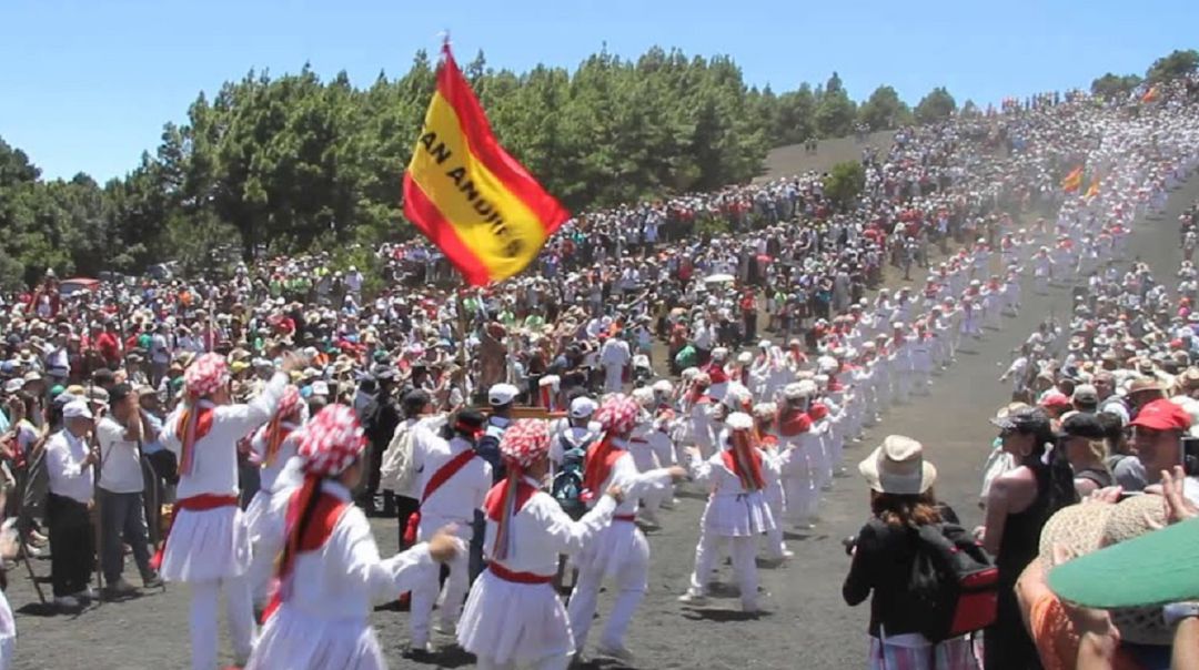 Bajada de la Virgen de Los Reyes Bajada de la Virgen de Los Reyes
