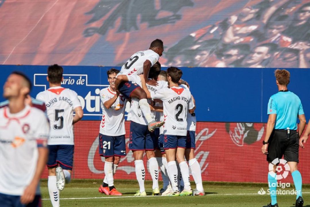 Osasuna celebra una nueva victoria en el Sadar con el gol de Arnaiz para la remontada ante el Celta Osasuna celebra una nueva victoria en el Sadar con el gol de Arnaiz para la remontada ante el Celta